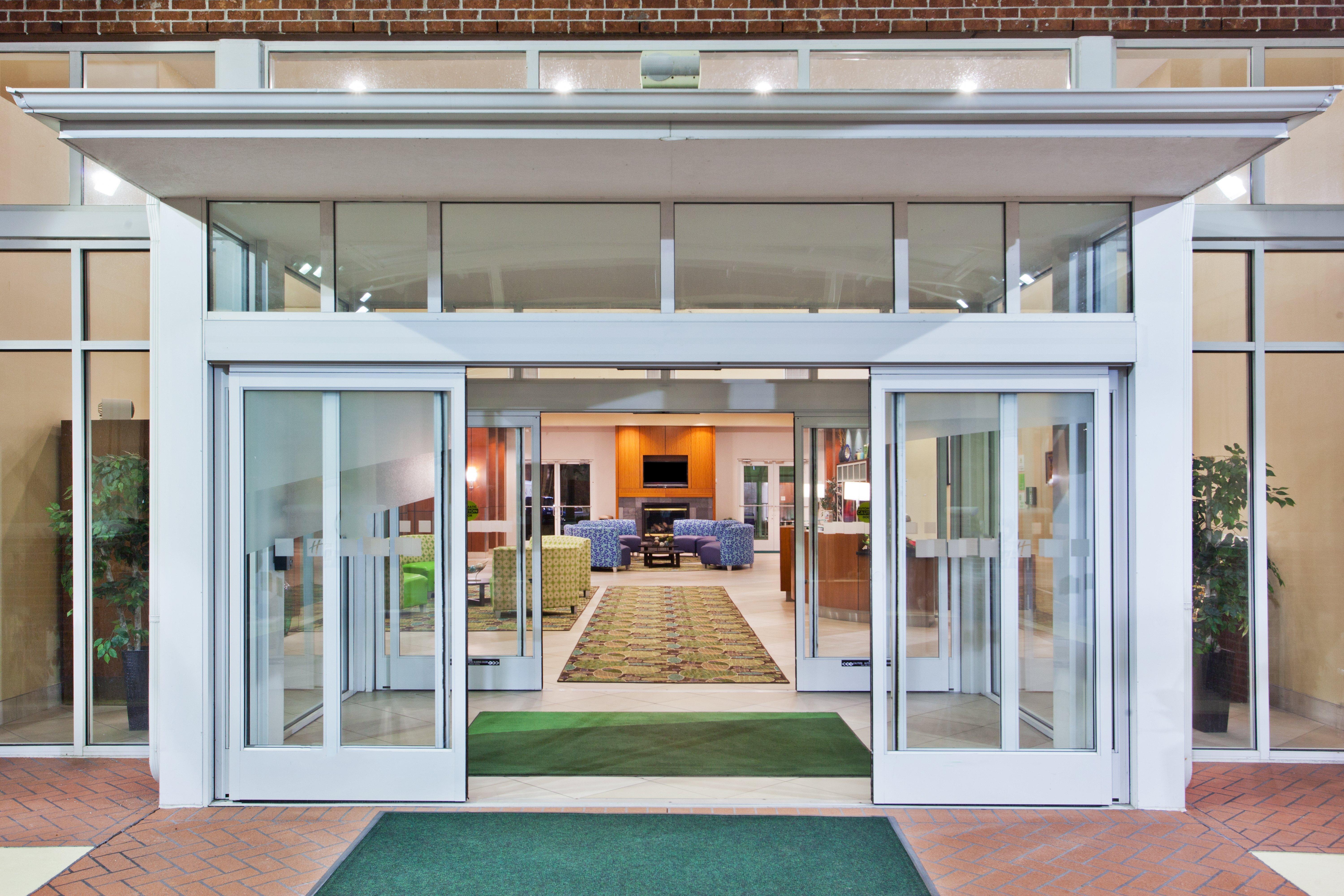 Holiday Inn Brunswick I-95 Eksteriør bilde